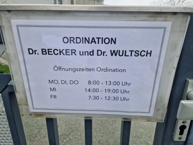 Öffnungszeiten Öffnungszeiten